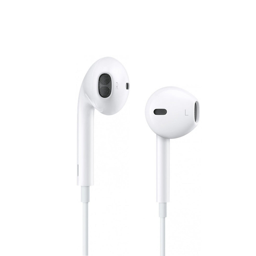 Apple-Earpods-with-Lightning-Connector-1