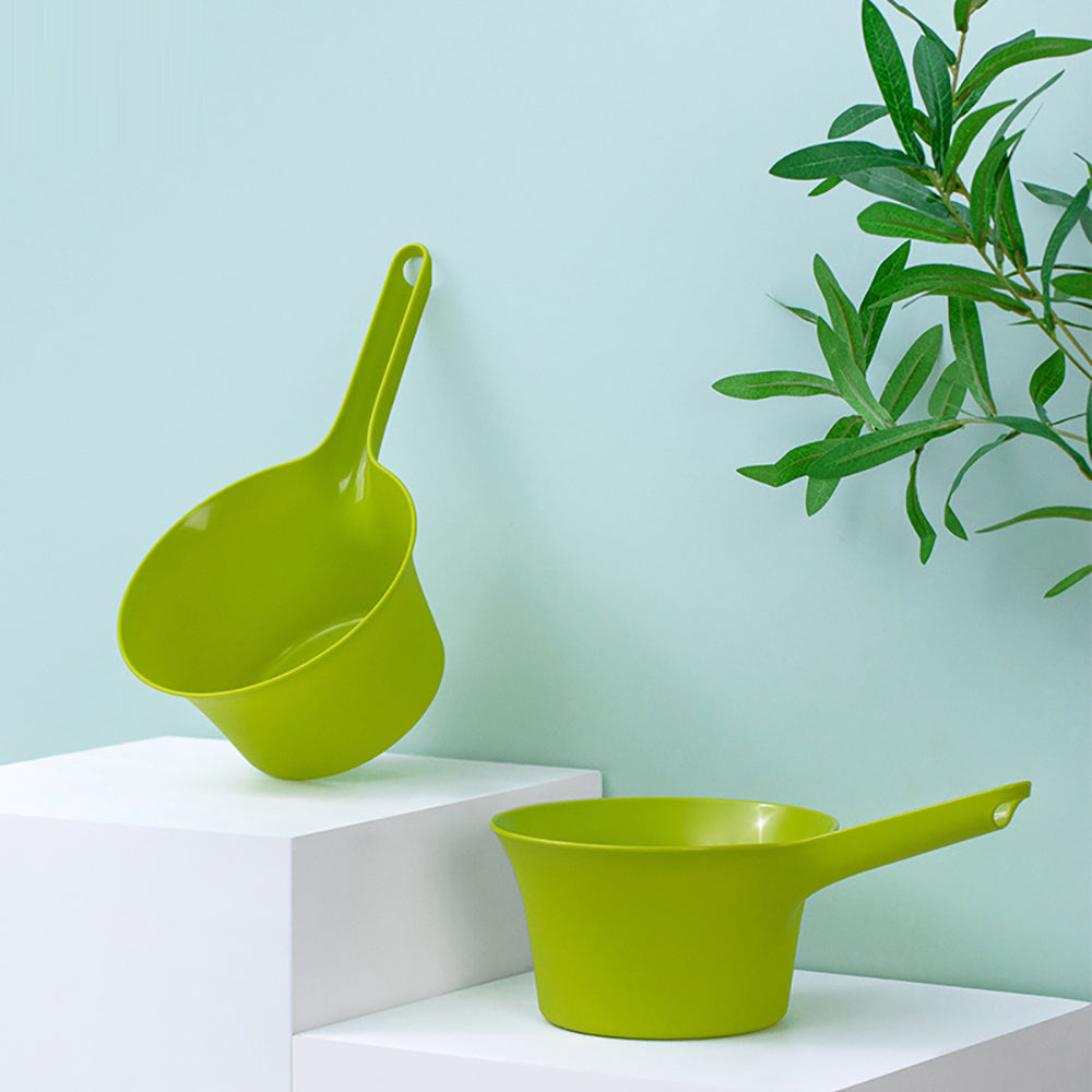 Chahua-Universal-Large-Water-Scoop---Random-Green-or-Orange-1