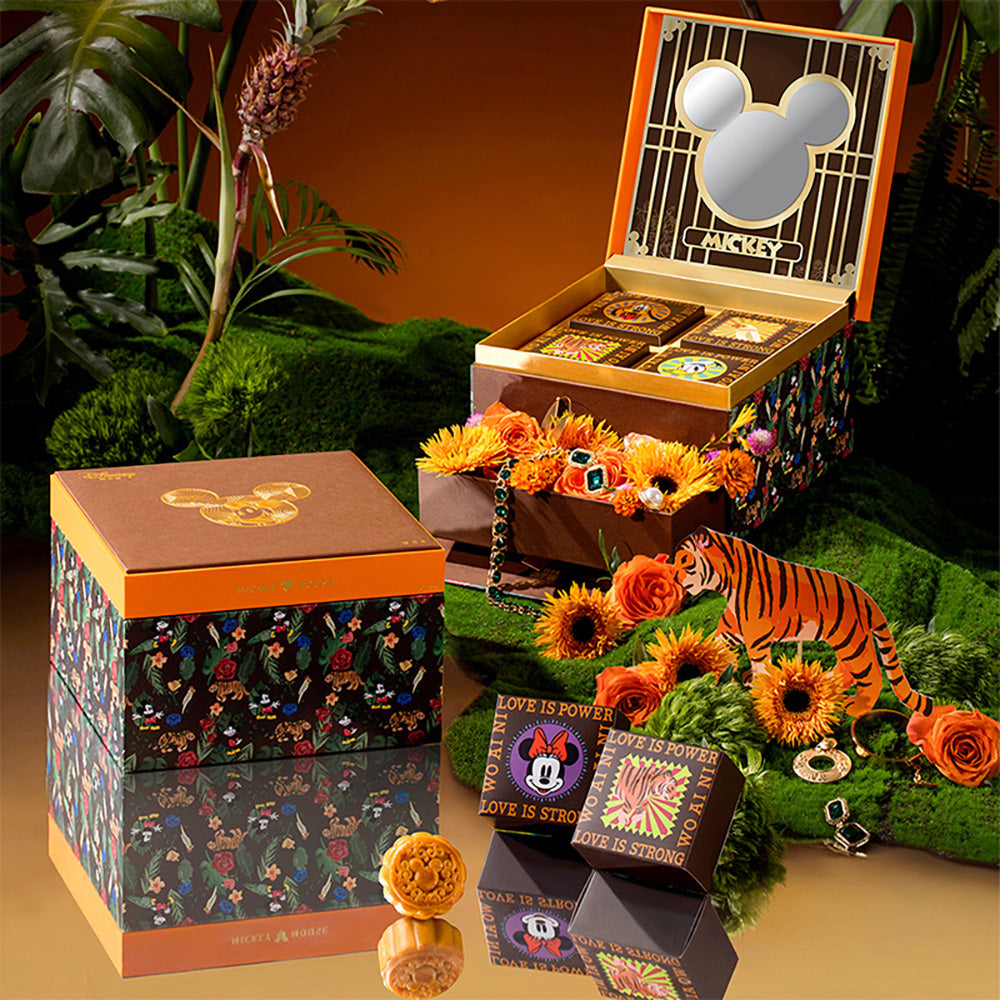 Disney-Joyful-Mooncake-Gift-Box---8-Pieces,-760g-1