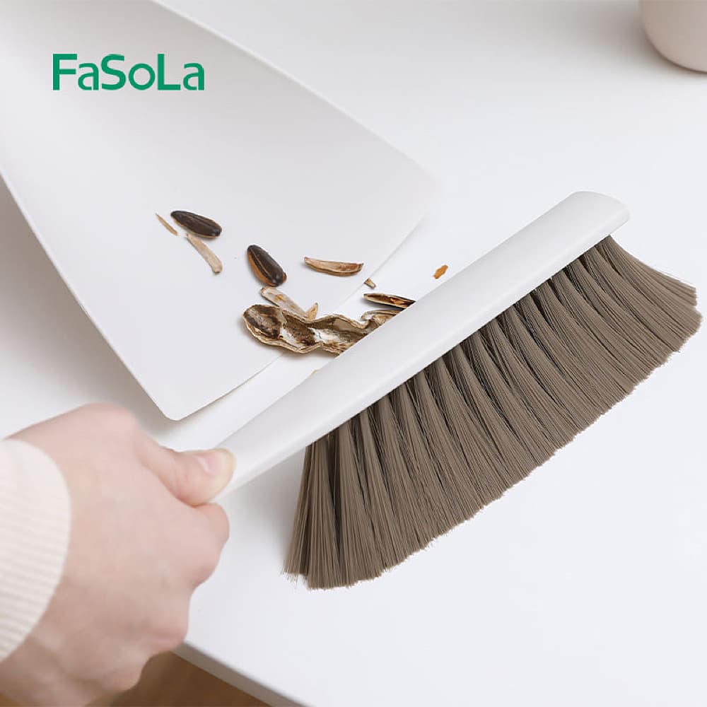 FaSoLa-Mini-Desktop-Broom-and-Dustpan-Set---White-1