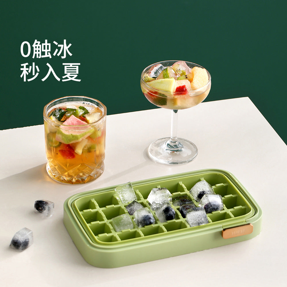 FaSoLa-Quick-Ice-Cube-Tray---Green-1