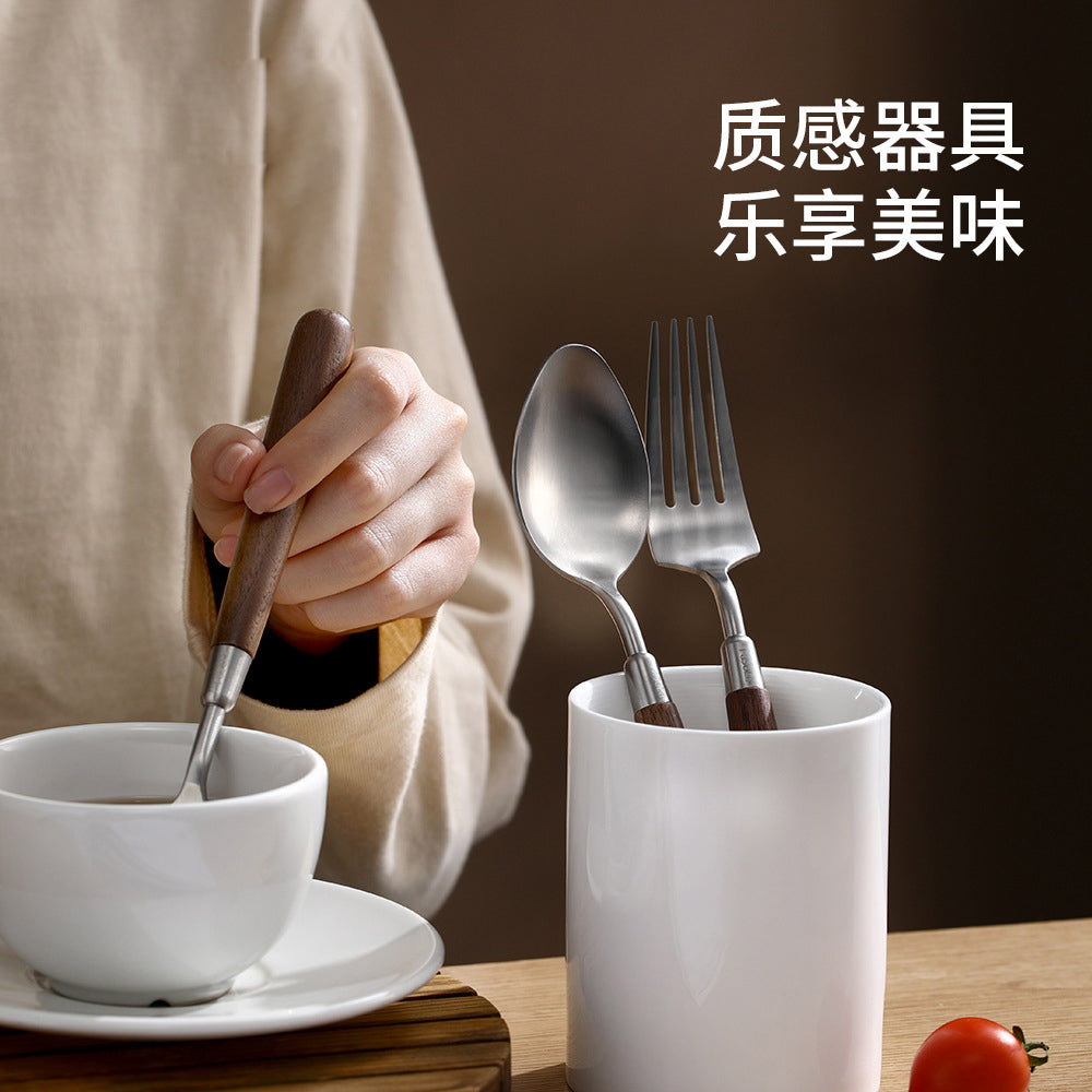 FaSoLa-Long-Handle-Spoon-1