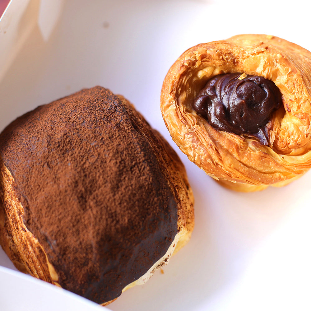 Pastrify-Chocolate-Lovers-Pastries---2-Pieces-1