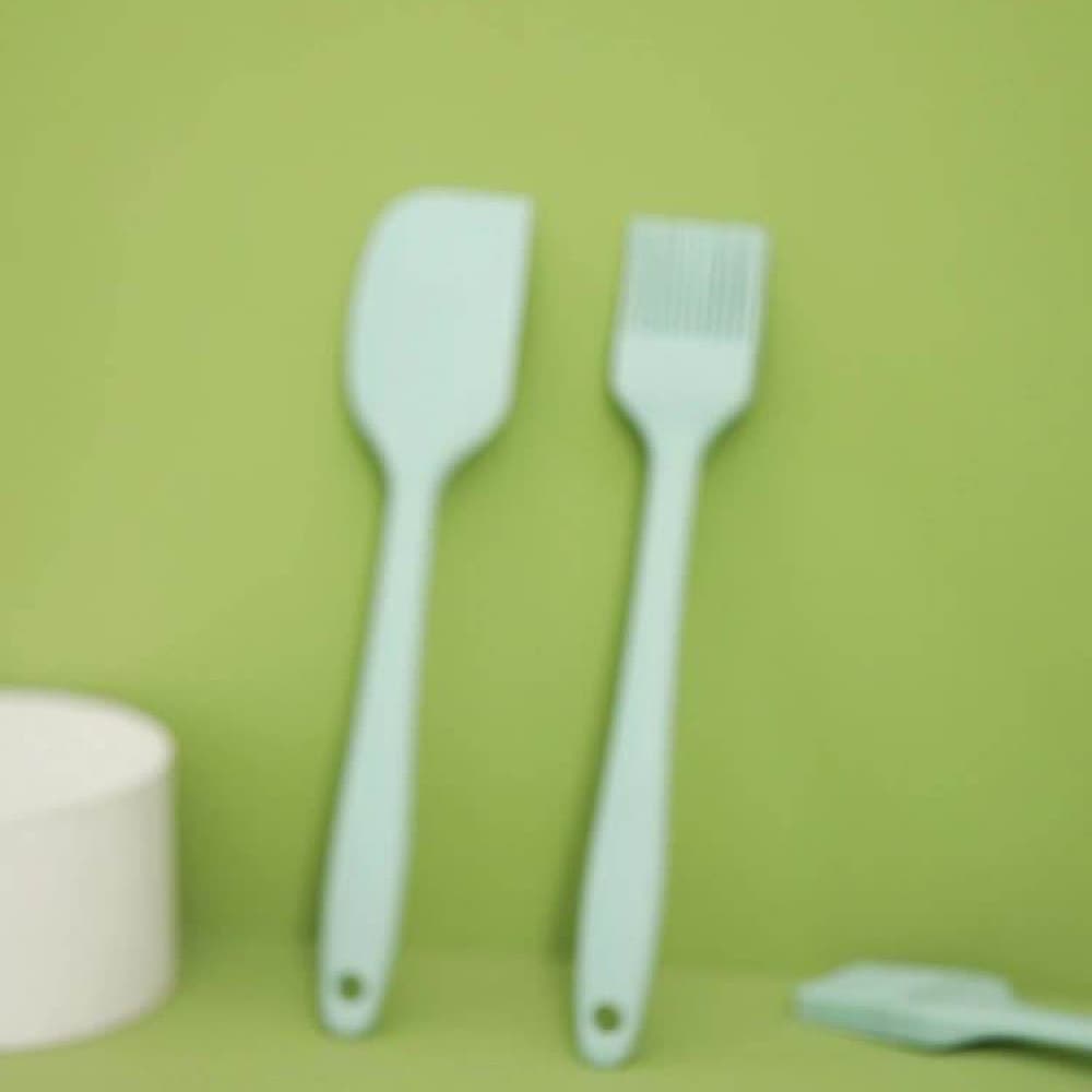 FaSoLa-Silicone-Brush-and-Spatula-Set---Olive-Green-1