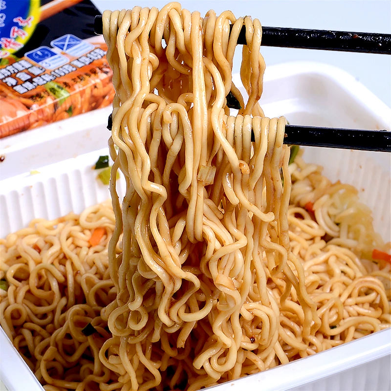 Doll-Fried-Noodle-Deep-Fried-Garlic-&-Chili-Flavour---112g-1