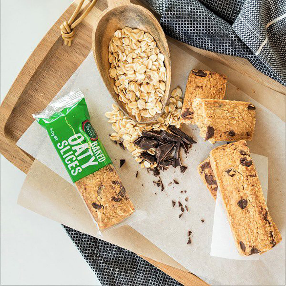 Mother-Earth-Chocolate-Chip-Baked-Oaty-Slices---6-Bars,-240g-1