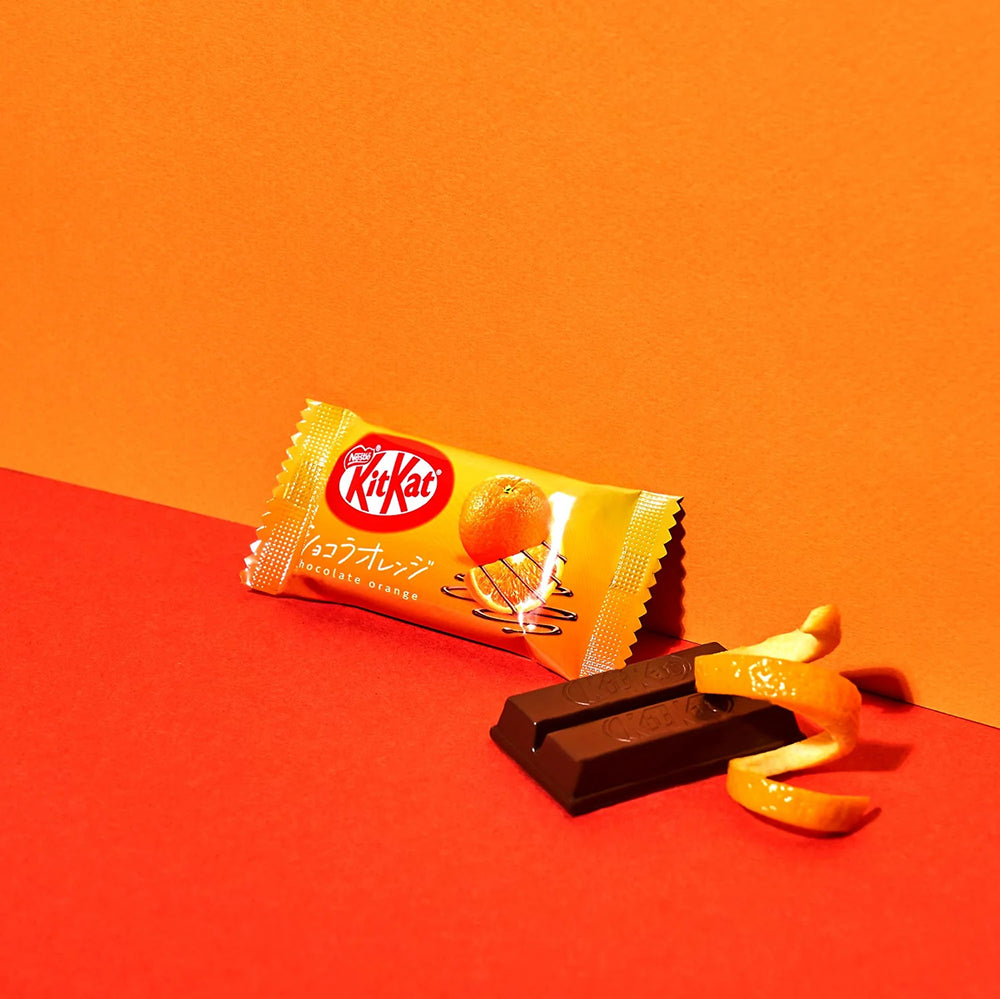 Nestle-KITKAT-Mini-Chocolate-Wafer-Biscuits---Orange-Flavor,-7-Pieces,-90g-1