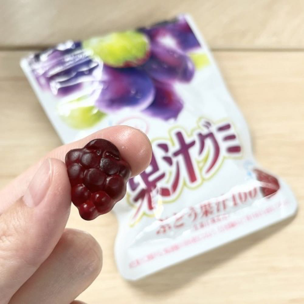 Meiji-Fruit-Juice-Candy,-Grape-Flavour,-51g-1