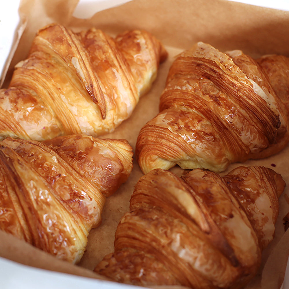 Pastrify-Pure-Croissant-Gift-Box---4-Pieces-1