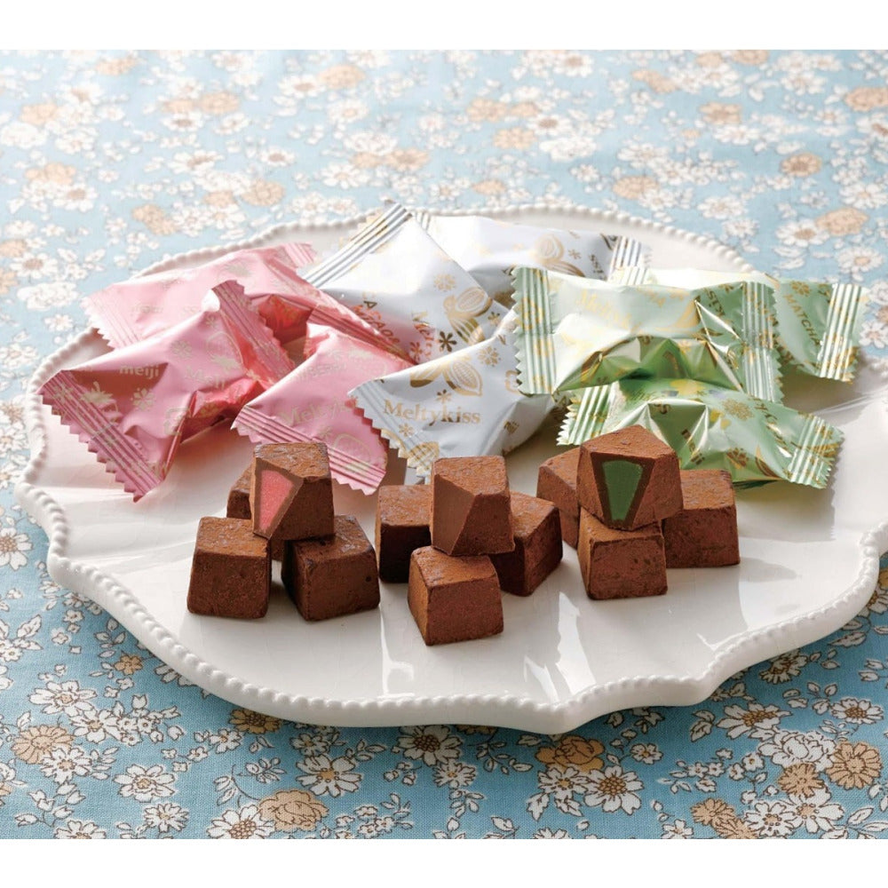 Meiji-Meltykiss-Chocolate-Assortment---Strawberry,-Chocolate-&-Matcha,-124g-1