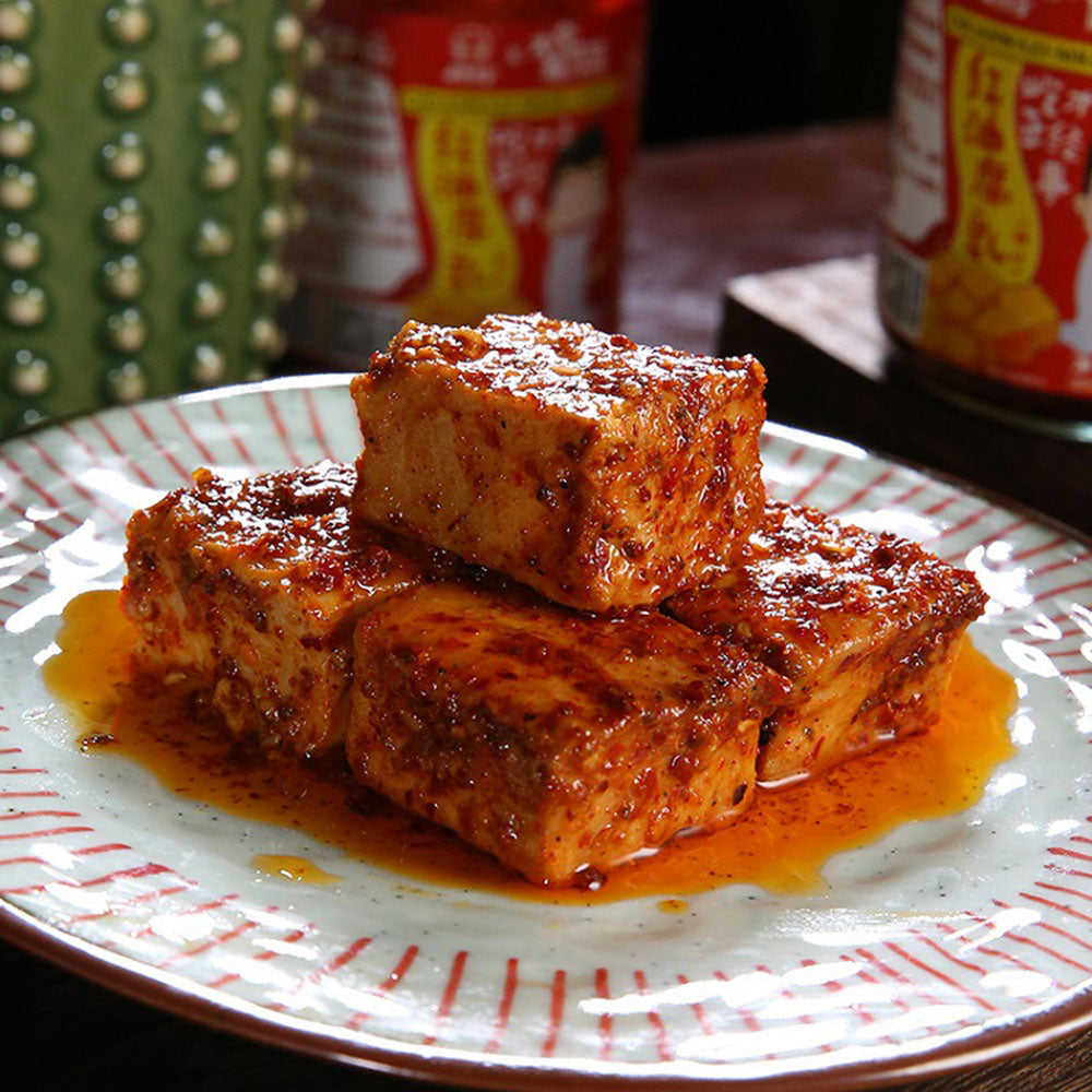 Chuanwazi-Spicy-Red-Oil-Tofu-Cheese-220g-1