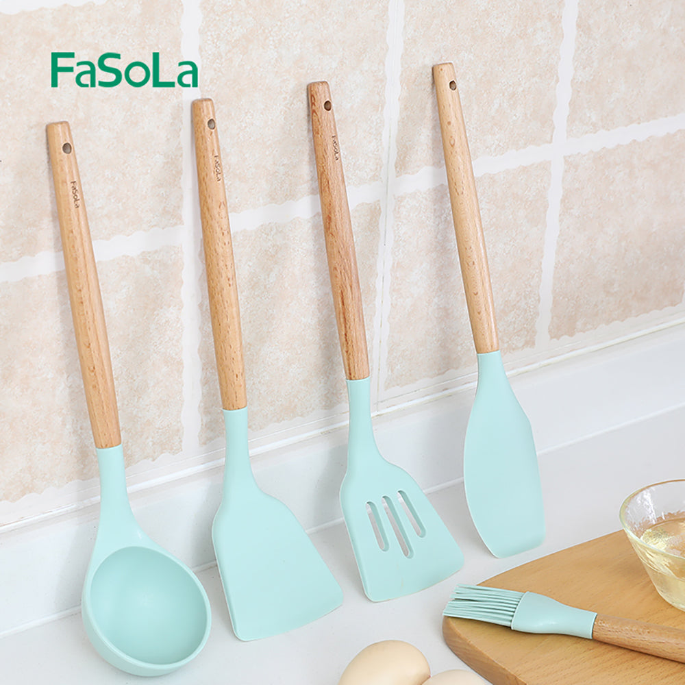 FaSoLa-Beech-Handle-Silicone-Spatula---Olive-Green-1