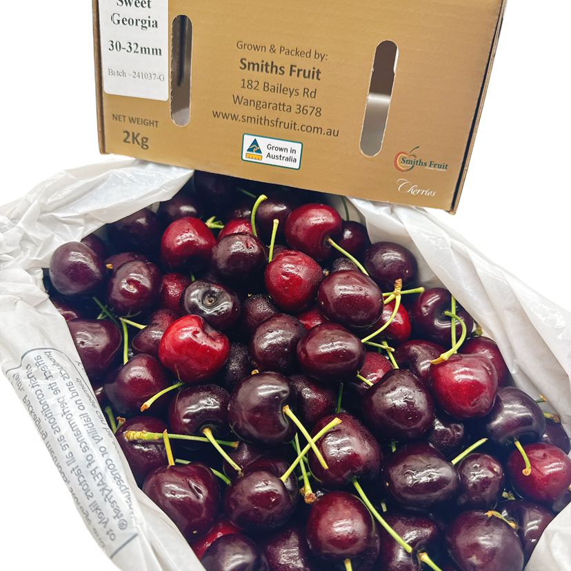 Smiths-Fruit-Sweet-Georgia-Cherries-Gift-Box-30-32mm---2kg-1