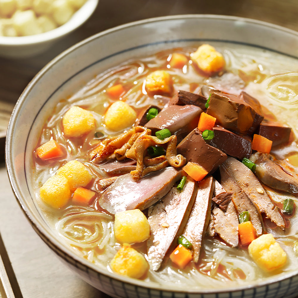 Guanshengyuan-Duck-Blood-Vermicelli-Soup-with-Sichuan-Pepper-Flavor---177g-1