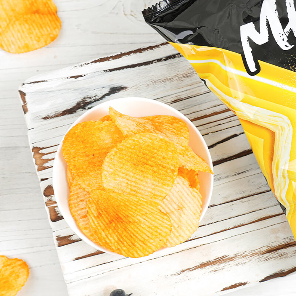 Lay's-Cheese-Flavored-Potato-Chips---73g-1