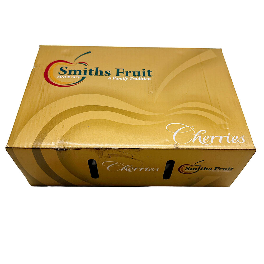 Smiths-Fruit-Lapin-Cherries-Gift-Box---2kg-1