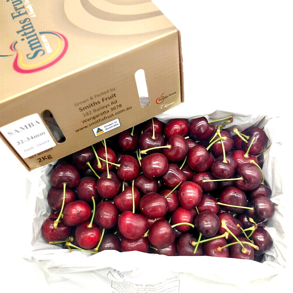 Smiths-Fruit-Samba-Cherries-Gift-Box-32-34mm---2kg-1