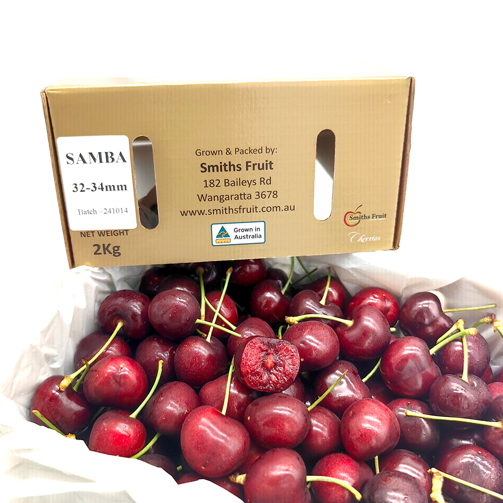 Smiths-Fruit-Samba-Cherries-Gift-Box-32-34mm---2kg-1