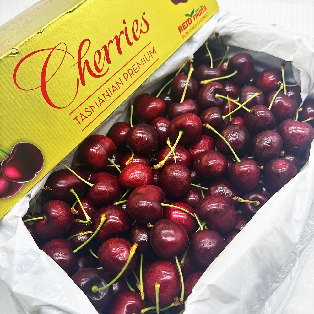 Reid-Fruits-Tasmanian-Simone-Cherries-Gift-Box-30mm+---2kg-1