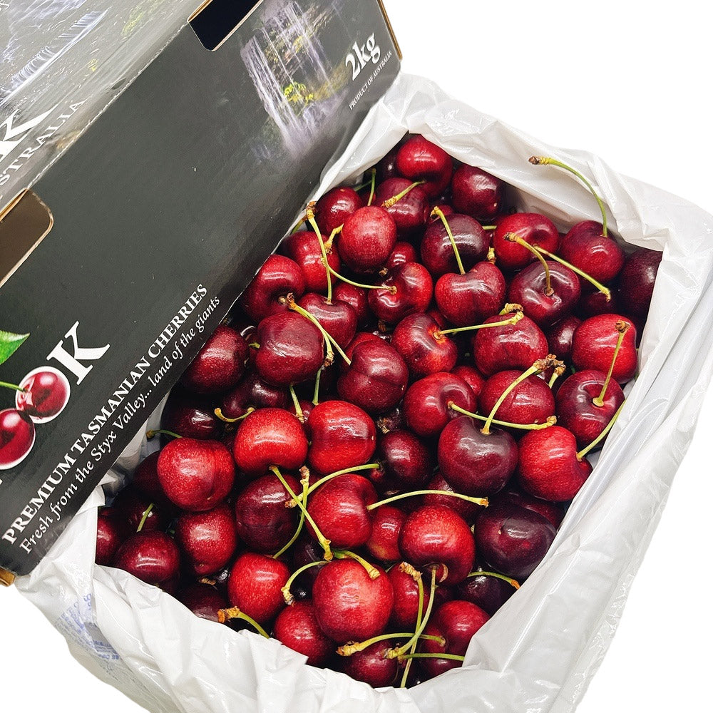 Nook-Lapin-Cherries-Gift-Box-32mm+---2kg-1