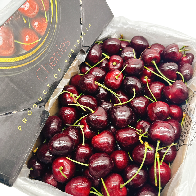 Regina-Cherries-Gift-Box-30mm+---2kg-1